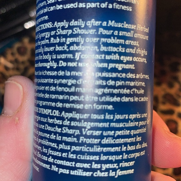 Elemis Musclease Active Body Oil - Picture 4 of 5